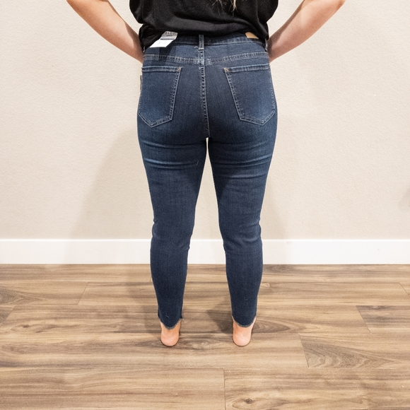 ✅️ Bleu Denim + Design Company Skinny Fit Jeans - Picture 5 of 10